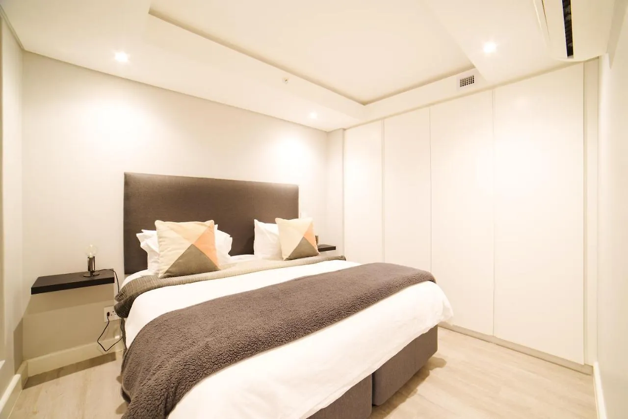 35 On Main By Stay In Luxury Cape Town